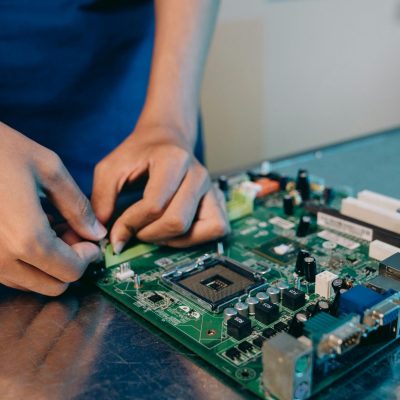 pexels-mikhail-nilov-9242928